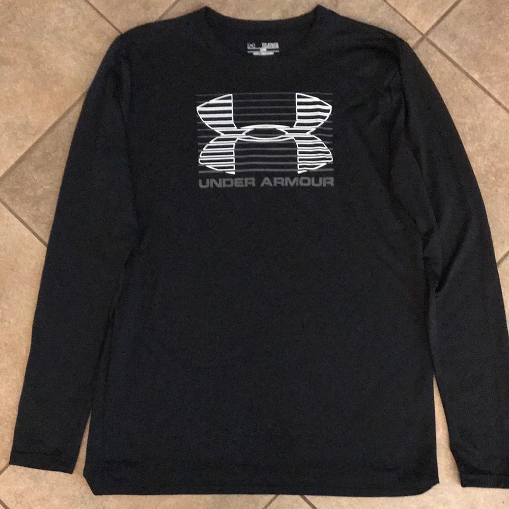 Under Armour shirt size YXL